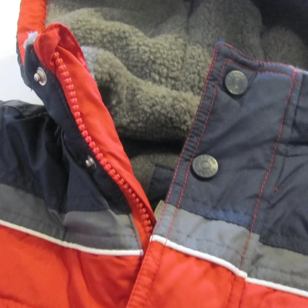 Oshkosh Boy's Winter Coat Size 4 4T